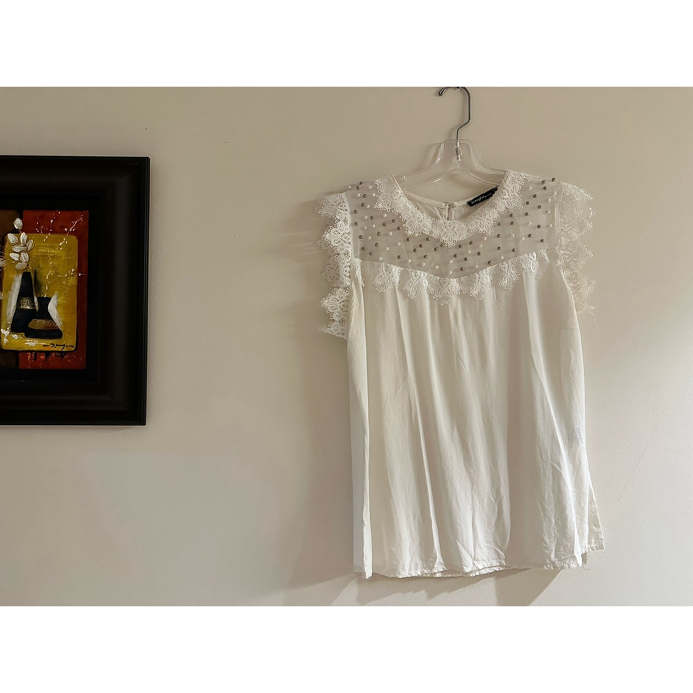 T113- Jennyfer made in Turkey beaded white Top Size S